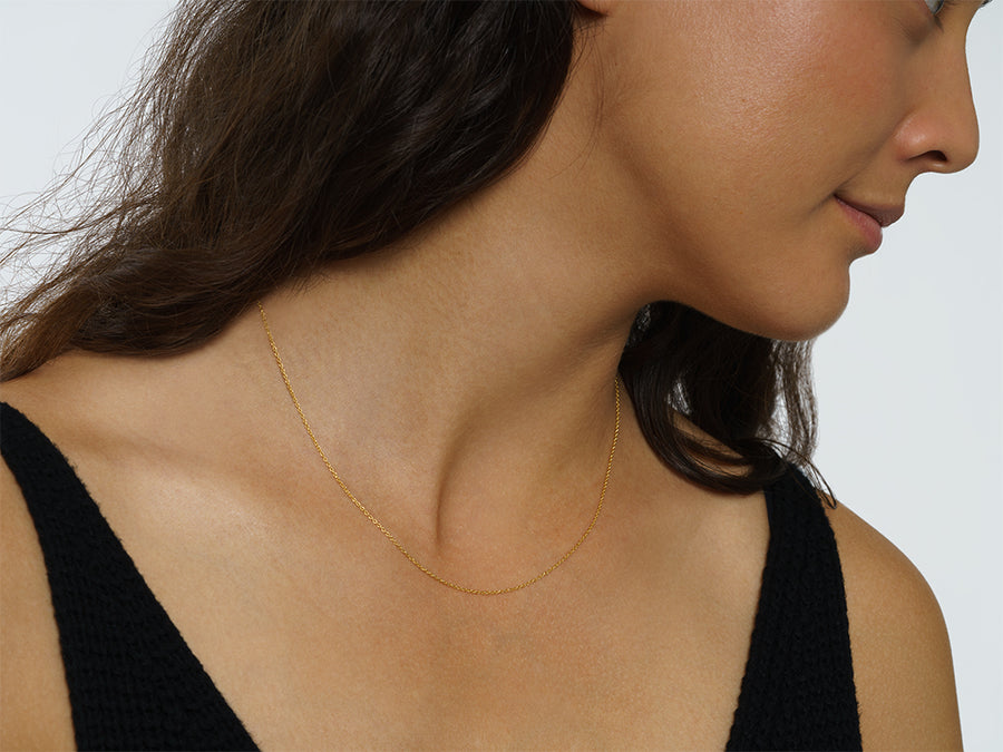 Delicate Necklace // Gold