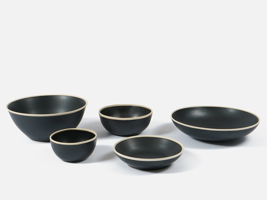 Flat Ceramic Bowl with White Rim // Black </br> Small