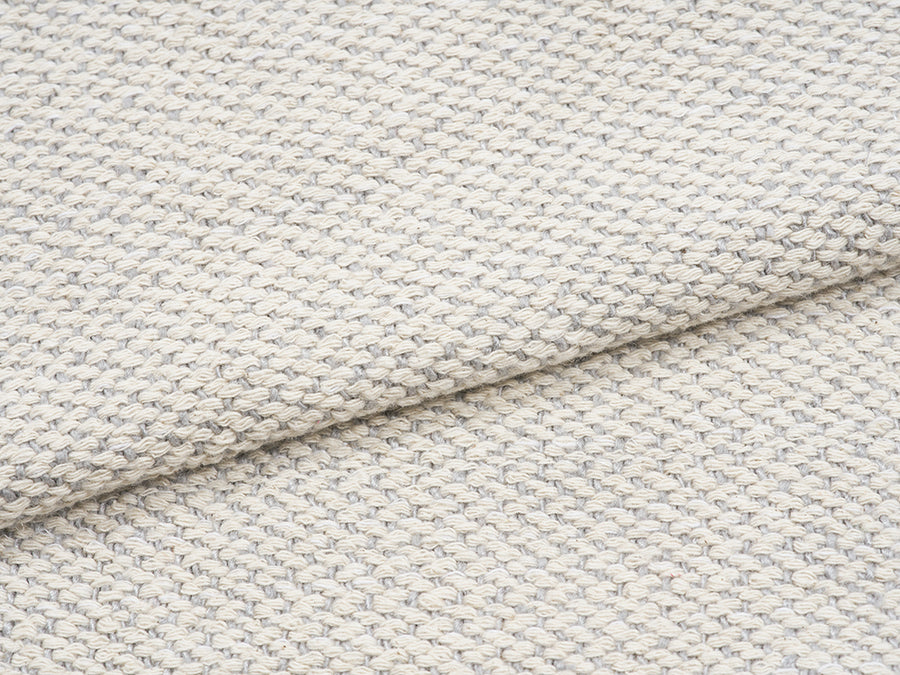 Cotton & Banana Fibre Blanket with Fringes // Light Grey-White