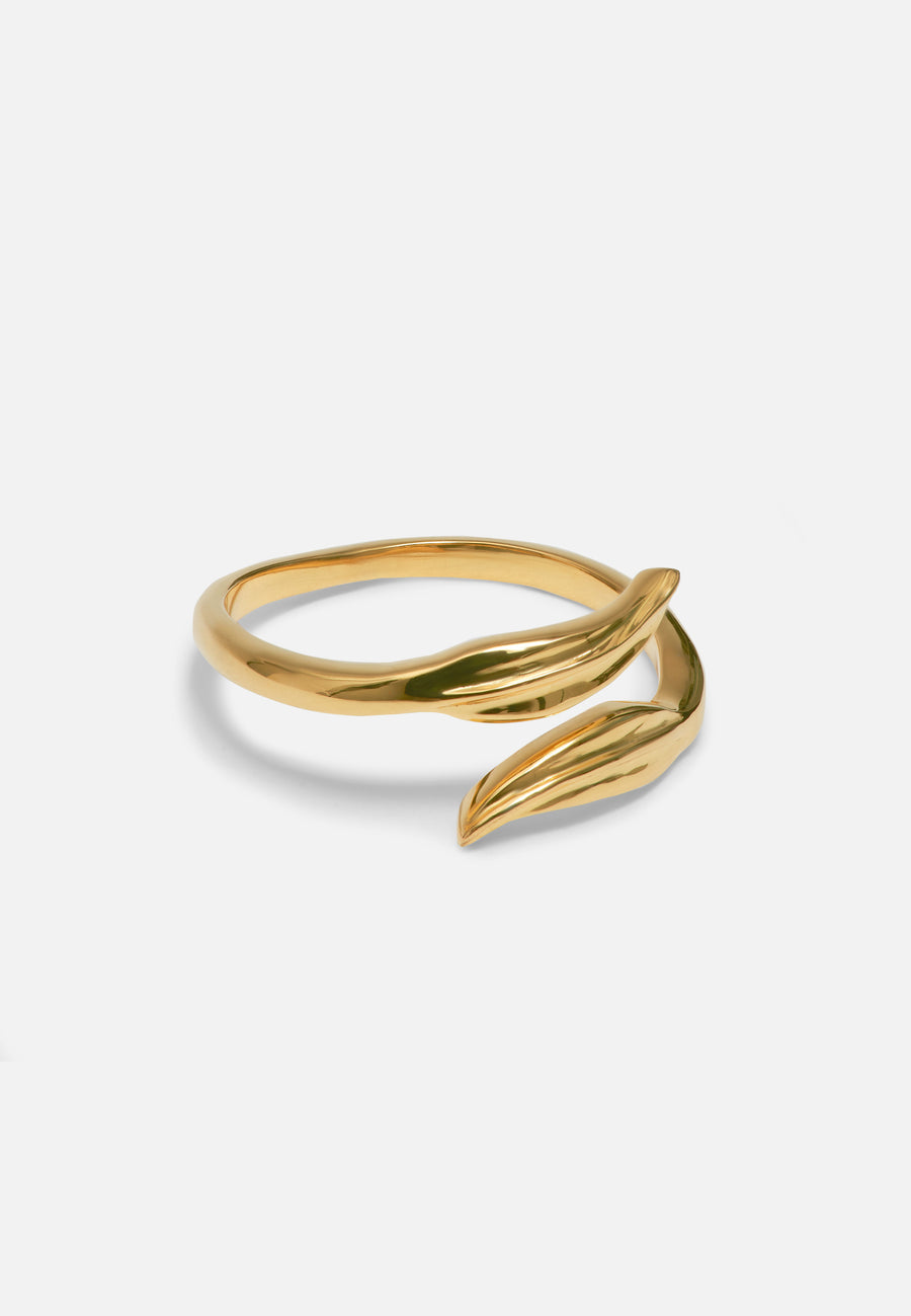 Open Ring with Small Leaves // Gold