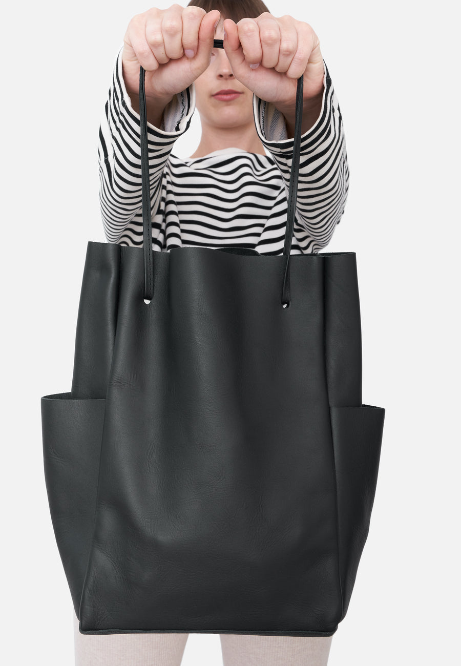 Shoulder Bag with Two-Variant Straps // Black
