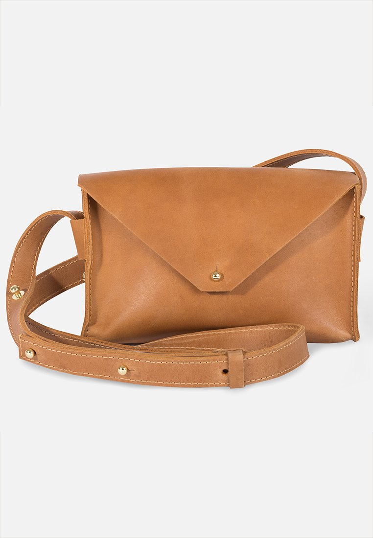 Leather Envelope Bag // Camel